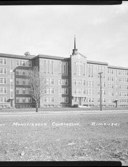 Institut Monseigneur Courchesne. BAnQ