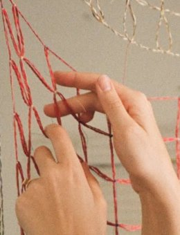 Étrangères à la terre