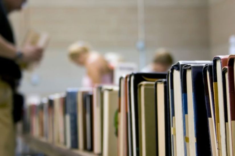 Grande vente de livres d'occasion