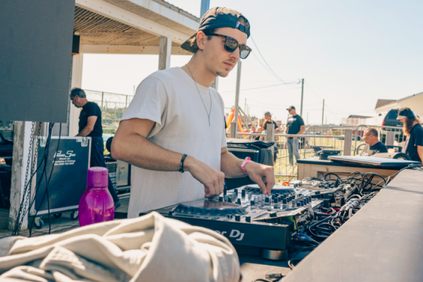 DJ Wellet