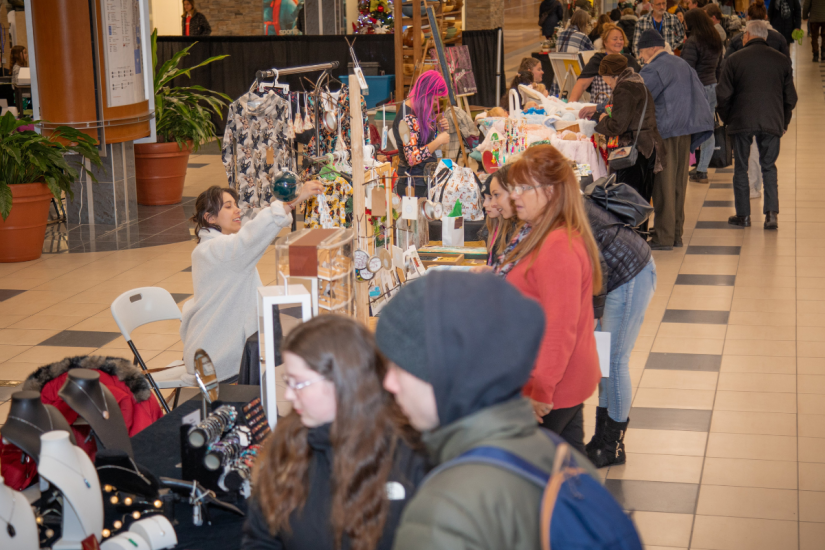 Le Salon '' À la découverte des Artisans du Fleuve''